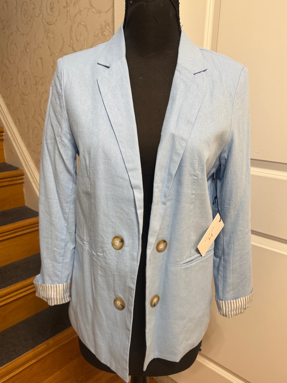 NWT Light Blue Halston Women’s Double-Breasted Blazer